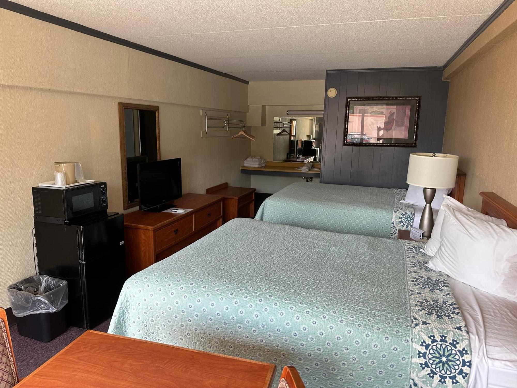 Daniel Boone Motor Inn パイクビル エクステリア 写真