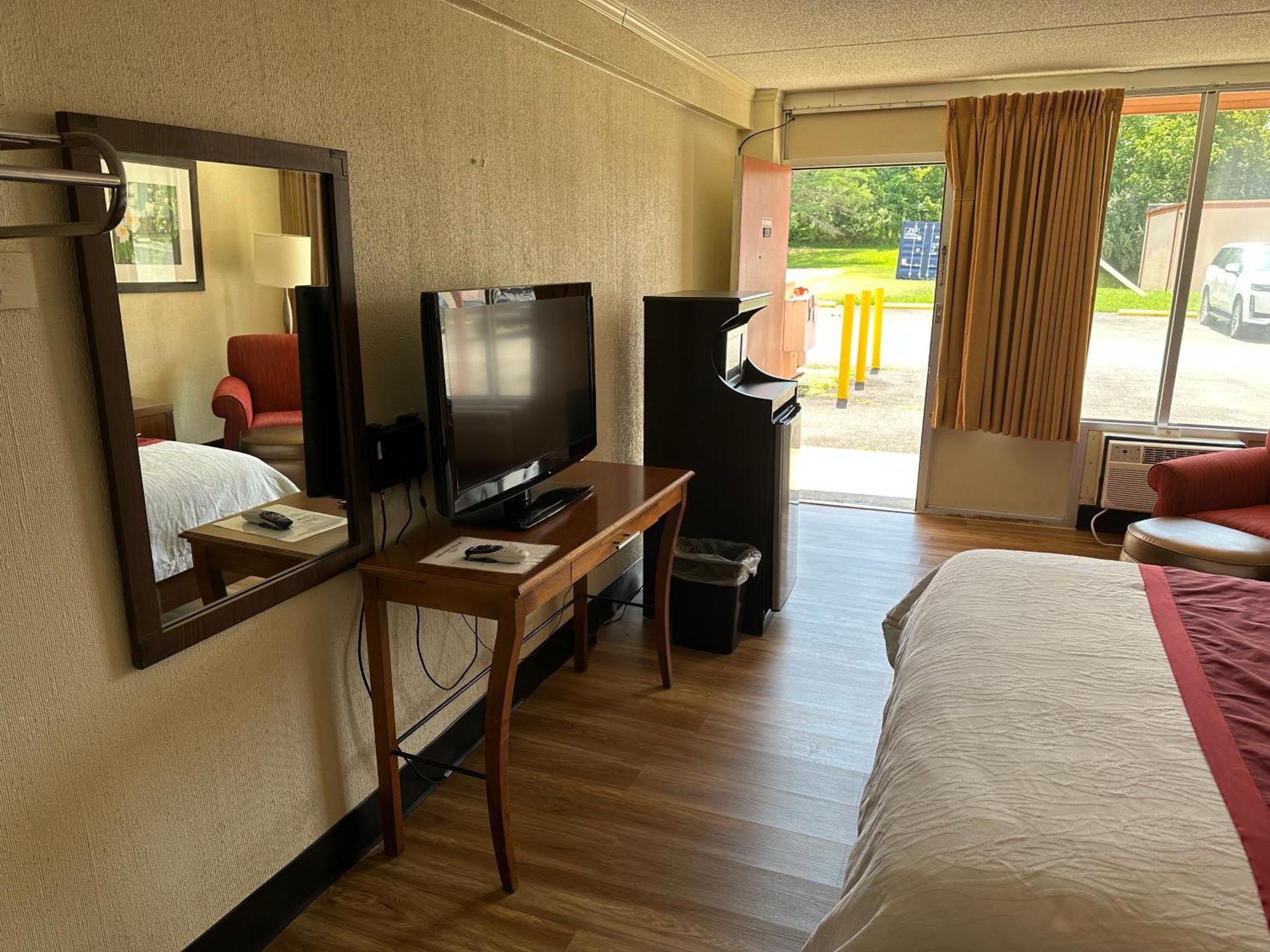 Daniel Boone Motor Inn パイクビル エクステリア 写真