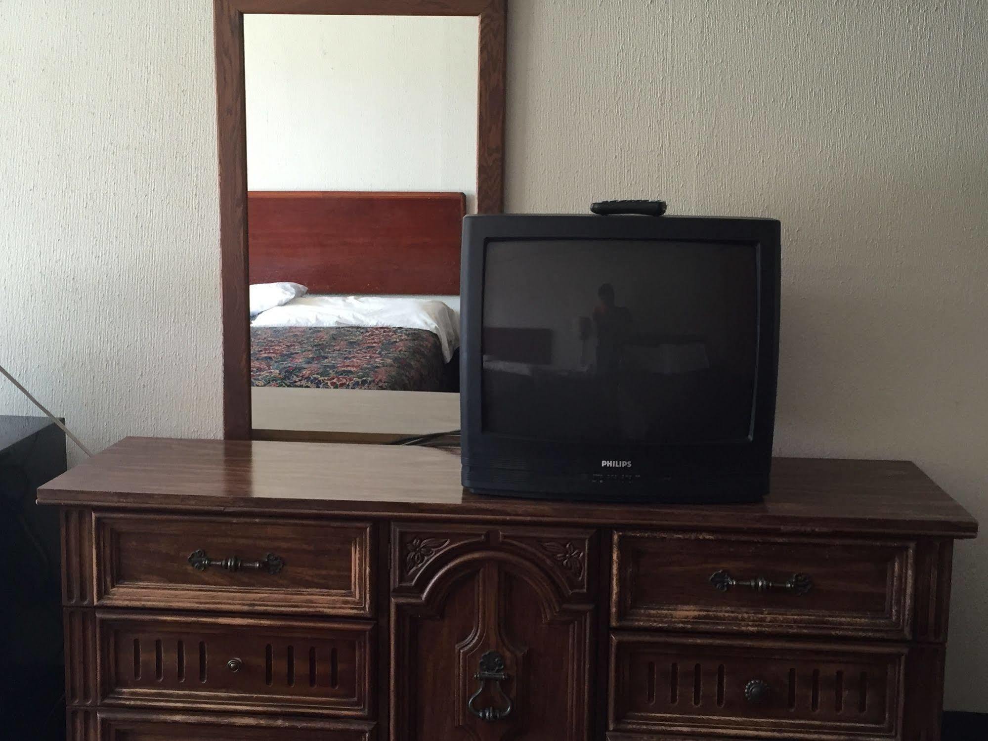 Daniel Boone Motor Inn パイクビル エクステリア 写真