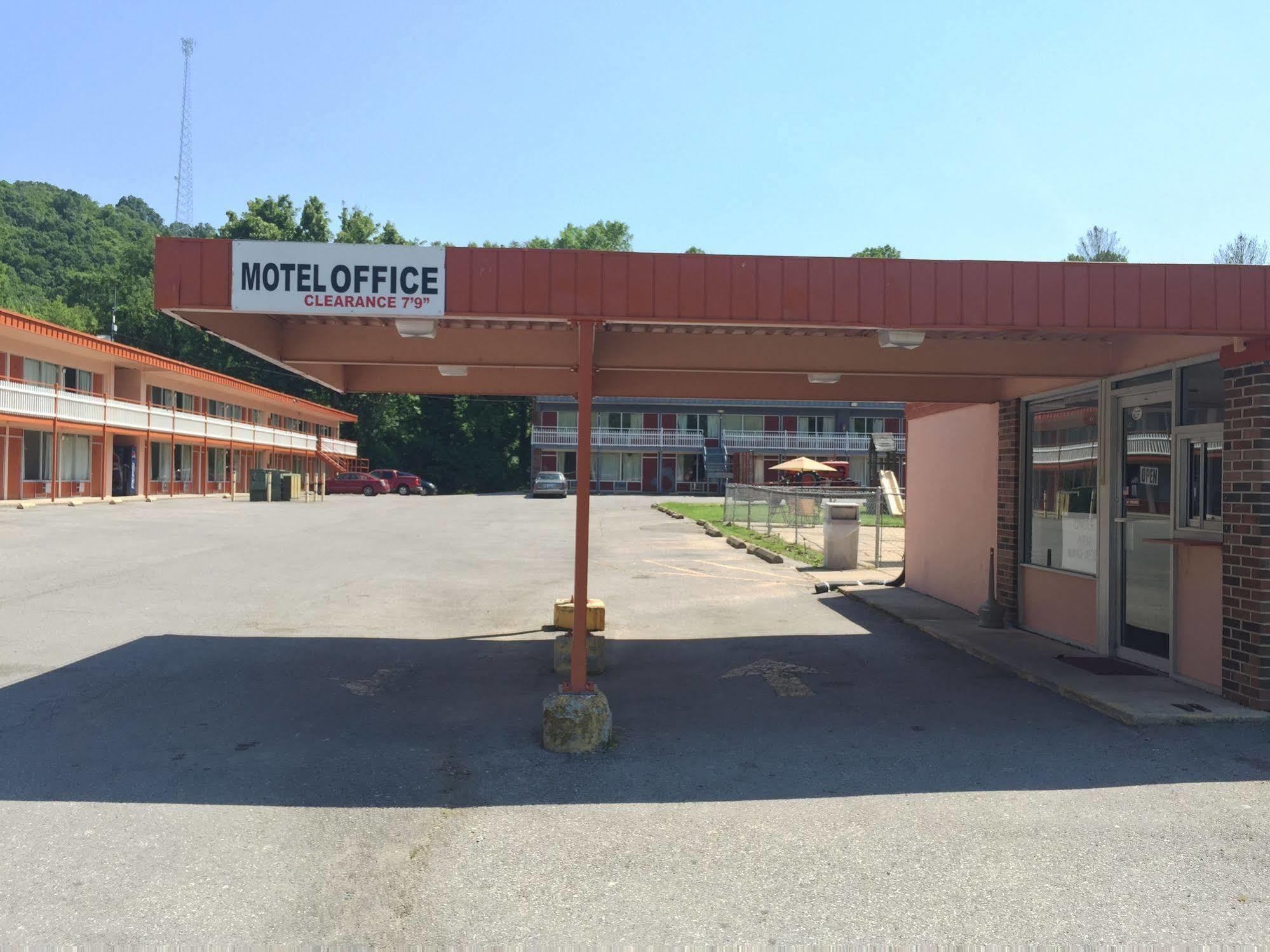 Daniel Boone Motor Inn パイクビル エクステリア 写真